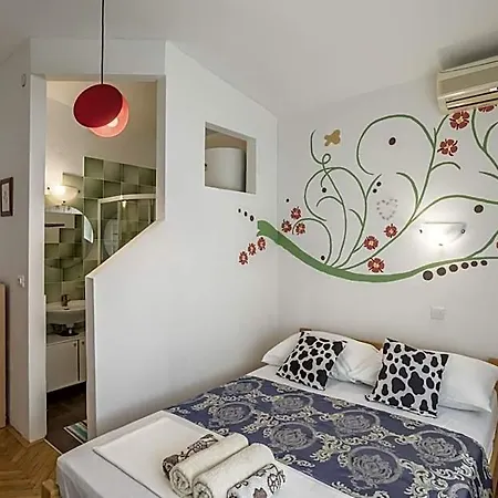 Hotell Keko Jesenice (Split-Dalmatia)