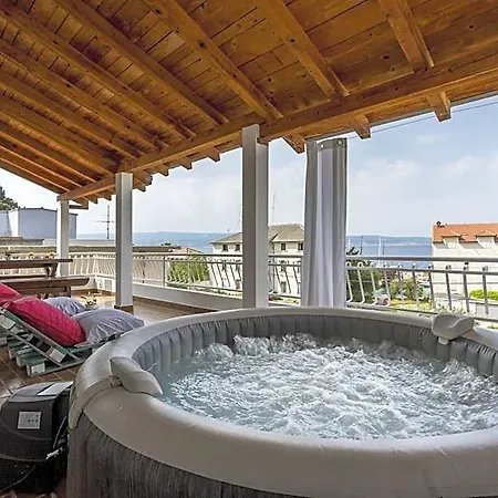 Keko Hotell Jesenice (Split-Dalmatia)